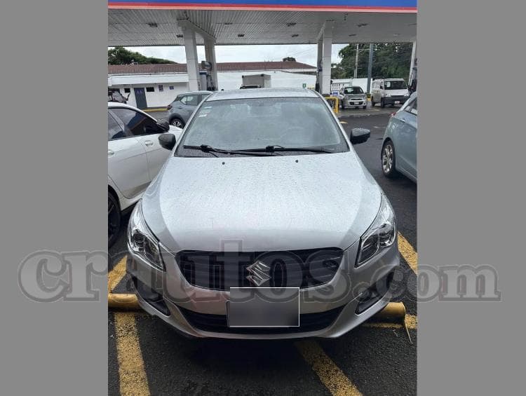 Suzuki CIAZ GL 2017 - foto 1