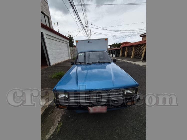 Toyota HILUX 1988 - foto 1