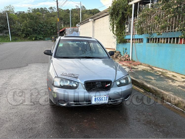 Hyundai ELANTRA 2001 - foto 1