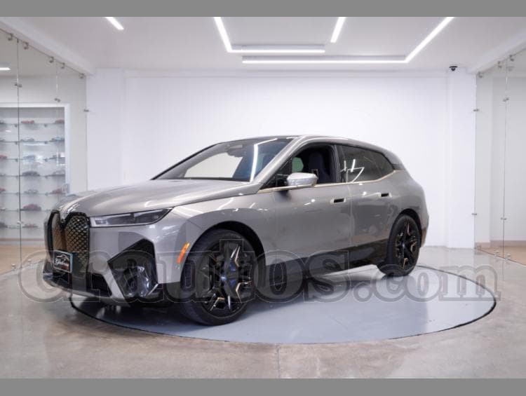 BMW IX M60 2023 - foto 1