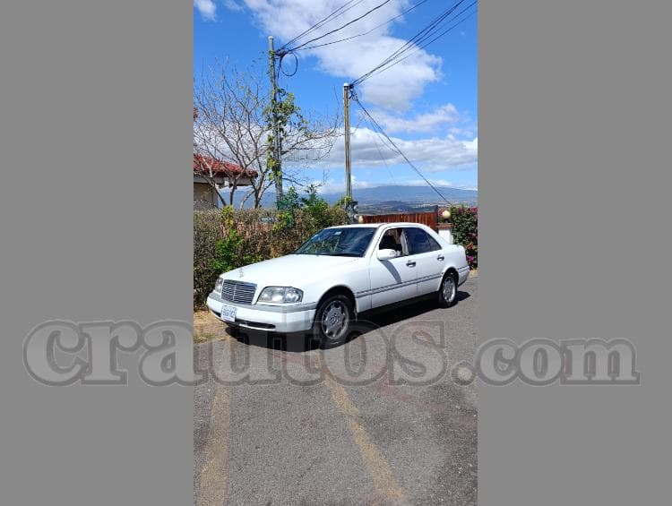 Mercedes Benz C280 1994 - foto 1