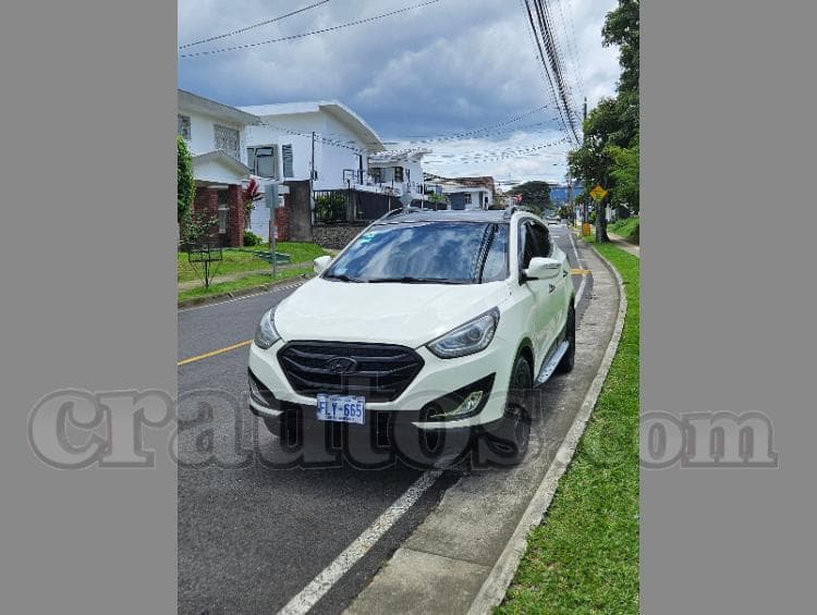 Hyundai TUCSON 2012 - foto 1