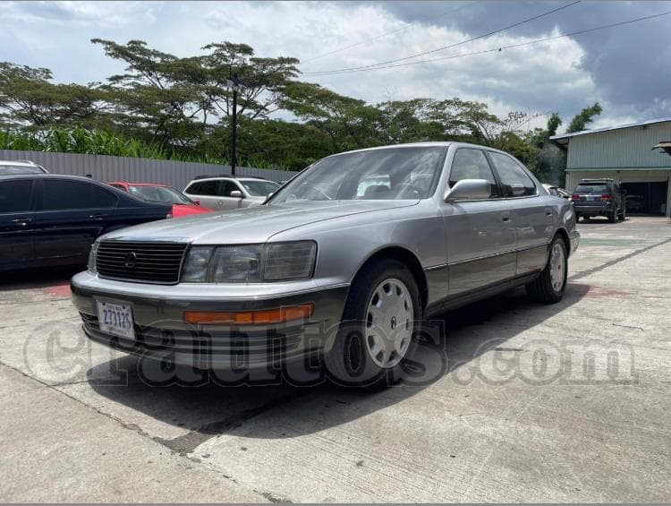 Lexus LS400 1992 - foto 1