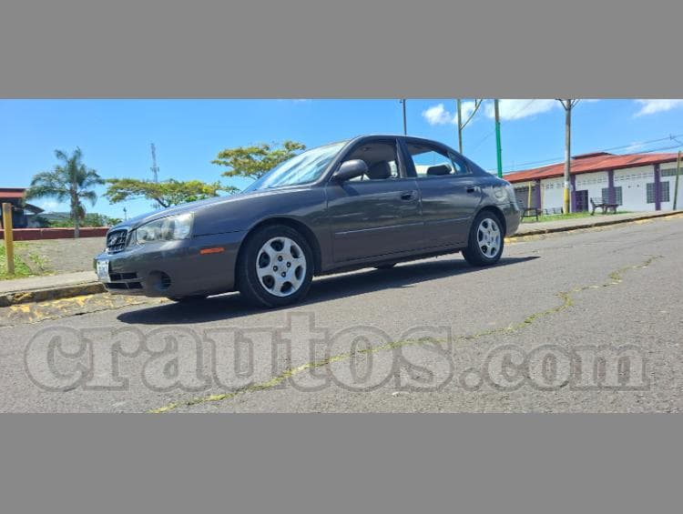 Hyundai ELANTRA 2002 - foto 1