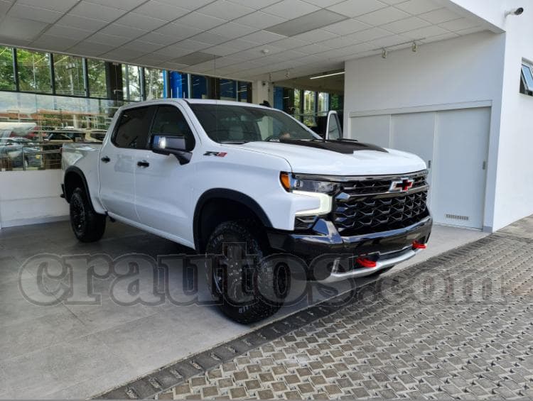 Chevrolet SILVERADO ZR2 2026 - foto 1
